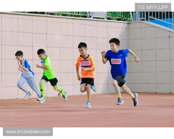 PA体育网论坛青少年体育交流区激发青少年运动兴趣培养体育精神 PA体育网论坛青少年体育交流区激发青少年运动兴趣培养体育精神